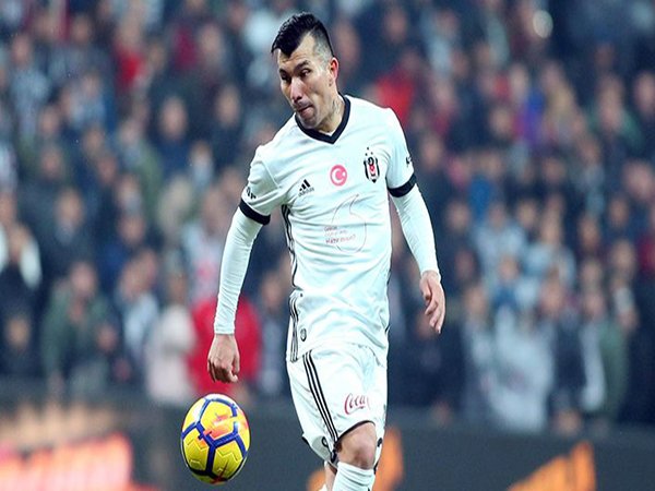 Dikaitkan dengan Transfer Medel, Ini Tanggapan Resmi Lazio