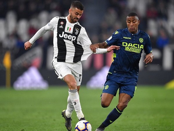 Juventus Kembali Andalkan Tiga Bek Saat Hadapi Atletico Madrid?