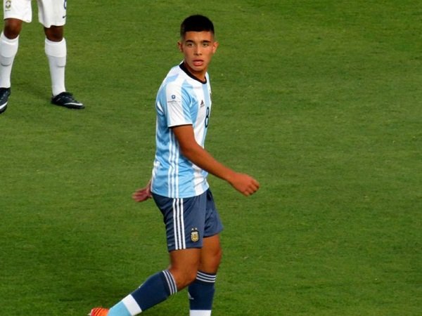 Wow! Agen Ungkap Milan Ungguli Tujuh Raksasa Eropa dalam Perburuan Starlet Argentina