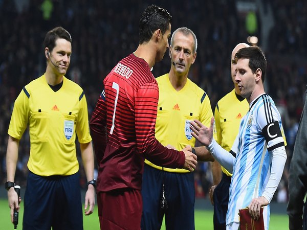 Romario: Saya Suka Messi, tapi Cristiano Ronaldo Salah Satu Pemain Terbaik dalam Sejarah