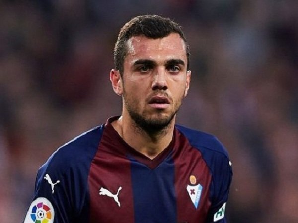 Cari Pengganti Emery, Arsenal Siap Bidik Gelandang Eibar