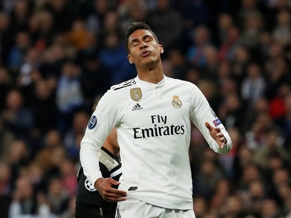 Varane Tidak Ingin Tinggalkan Real Madrid, Klaim Butragueno