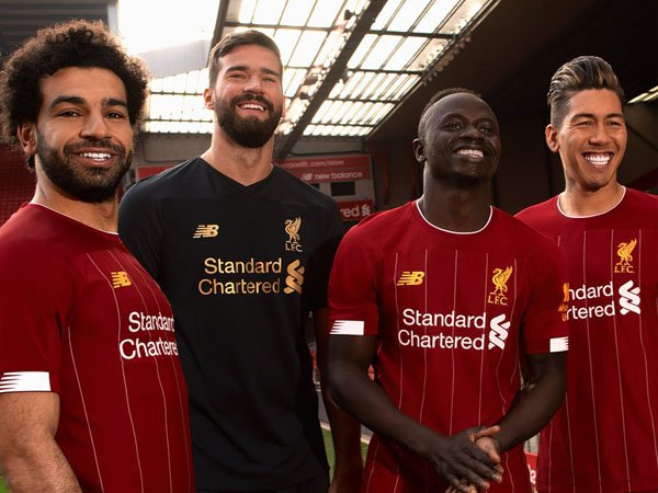 Jersey Kandang Terbaru Liverpool Ditunjukkan untuk Bob Paisley