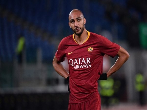 Gelandang Roma Ini Abaikan Ketertarikan Arsenal dan Tottenham