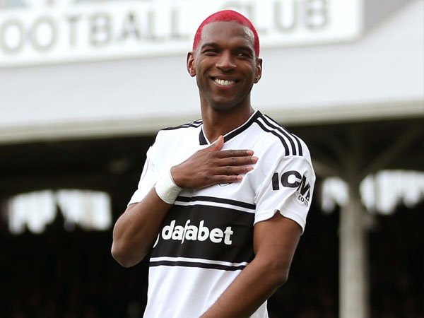 Ingin Tinggalkan Fulham, Babel Diincar Galatasaray