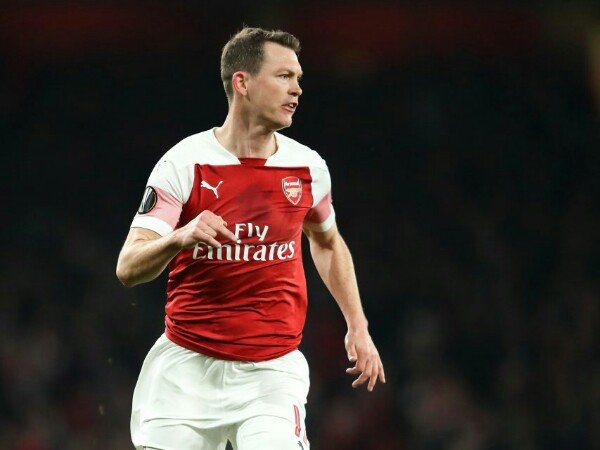 Arsenal Tak Perpanjang Kontrak Lichtsteiner