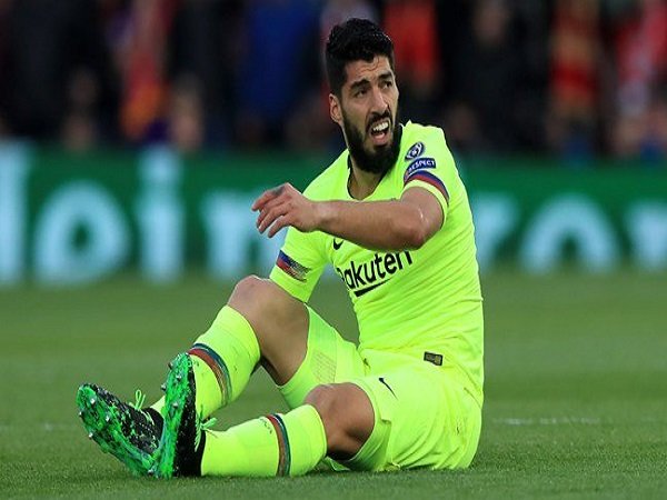 Naik Meja Operasi, Luis Suarez Diragukan Bisa Tampil di Copa America 2019