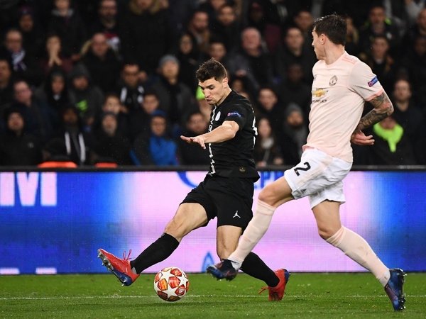 Sebut MU Klub Bagus, Meunier Semakin Dekat ke Old Trafford?