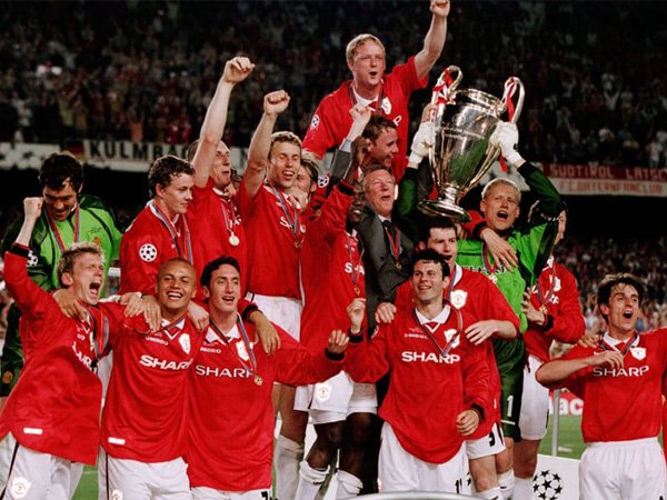 Mata Kembali Kenang Kesuksesan Man United Rengkuh Trofi Liga Champions 1999