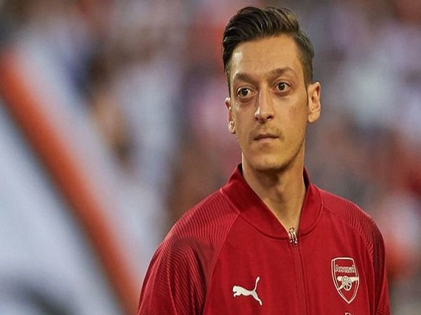 Demi Lepas Mesut Ozil, Arsenal Siap Bayar Sebagian Gajinya