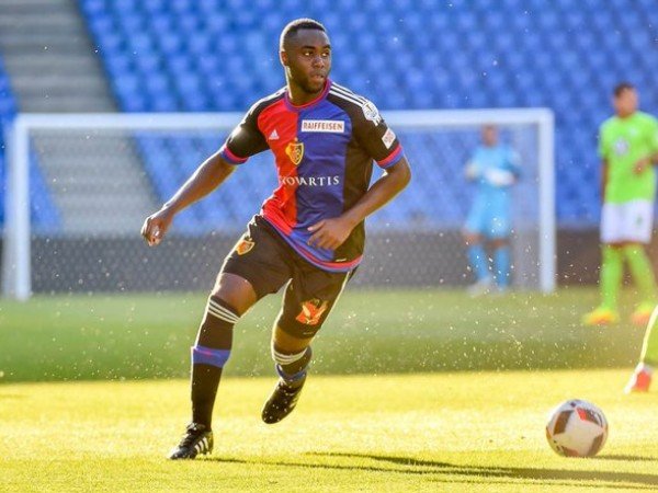 Arsenal Buka Peluang Rekrut Bek FC Basel