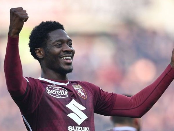 Bek Chelsea, Ola Aina Akan Gabung Torino Secara Permanen