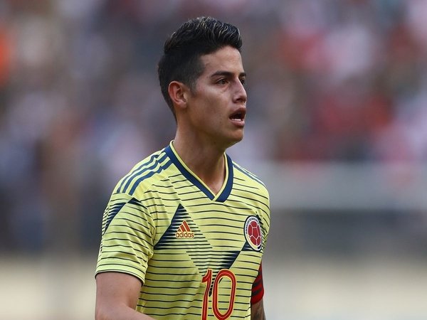 Presiden Napoli Konfirmasi Ketertarikannya Terhadap James Rodriguez