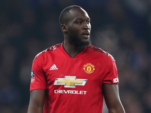 Vieri Dukung Inter Wujudkan Transfer Lukaku dan Dzeko