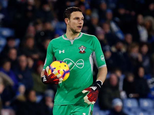 Cari Kiper Pelapis, Liverpool Pertimbangkan Alex McCarthy