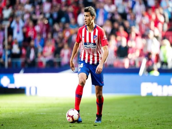 Manchester City Akan Umumkan Transfer Rodri Senin ini?