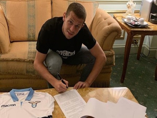 Defender Anyar Lazio Ingin Ikuti Jejak Milan Skriniar