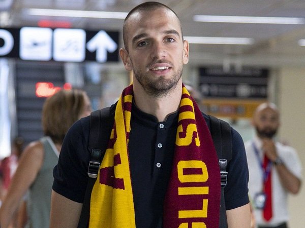 Pau Lopez Tiba, Roma Segera Dapatkan Kiper Baru dari Real Betis