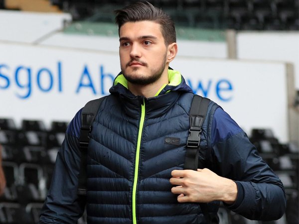 Resmi! Manchester City Pinjamkan Arijanet Muric ke Nottingham Forest