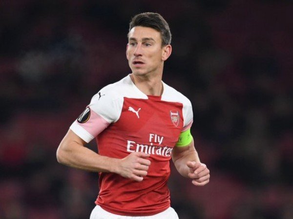 Lagi, Koscielny Dapat Kritik dari Legenda Arsenal