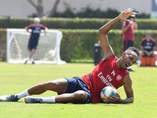 Transfer Aubameyang ke Arsenal Tak Akan Terjadi Tanpa Bantuan Chelsea