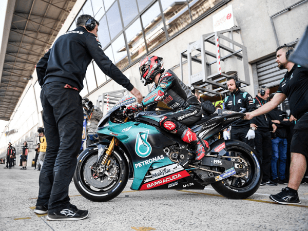 Manajer Quartararo Minta Yamaha Berikan Kontrak Lebih Tinggi Untuk Kliennya
