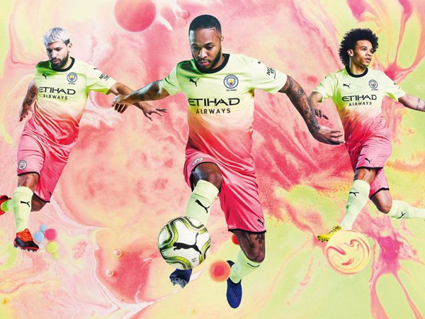 Manchester City Rilis Jersey Ketiga untuk Musim 2019/20