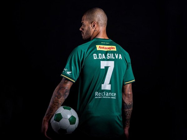 Nomor 17 Sudah Digunakan, David da Silva Pakai Jersey No 7