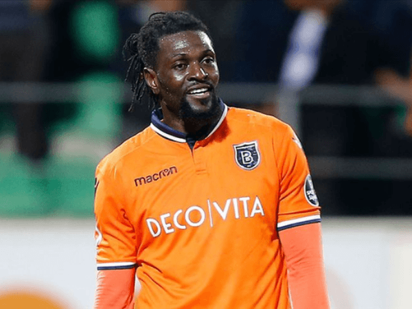 West Ham Pertimbangan Rekrut Adebayor