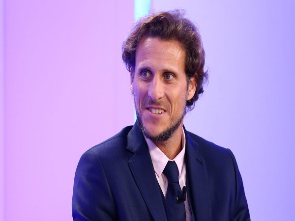 Diego Forlan Umumkan Pensiun dari Sepak Bola Profesional