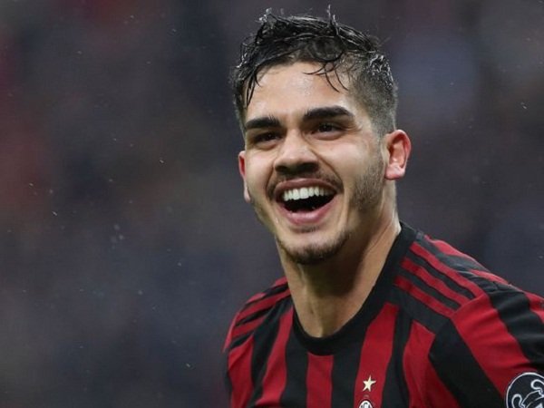 Milan Tolak Tawaran Sporting untuk Boyong Andre Silva
