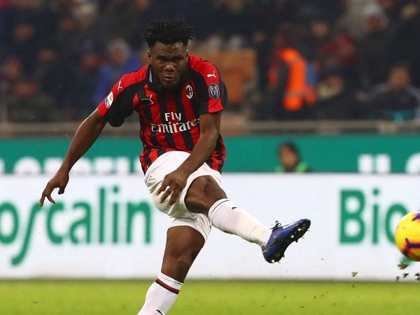 Milan Dapat Ganti Kessie dengan Gelandang Tottenham