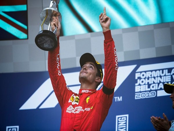 Charles Leclerc Persembahkan Kemenangan Perdananya Untuk Mendiang Anthoine Hubert