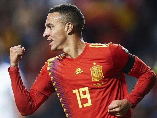 Batal Gabung Atletico Madrid, Rodrigo Mengaku Bahagia di Spanyol