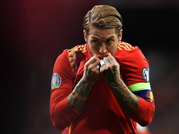 Samai Rekor Penampilan Casillas, Ramos Dipuji Sebagai Seorang Juara Sejati