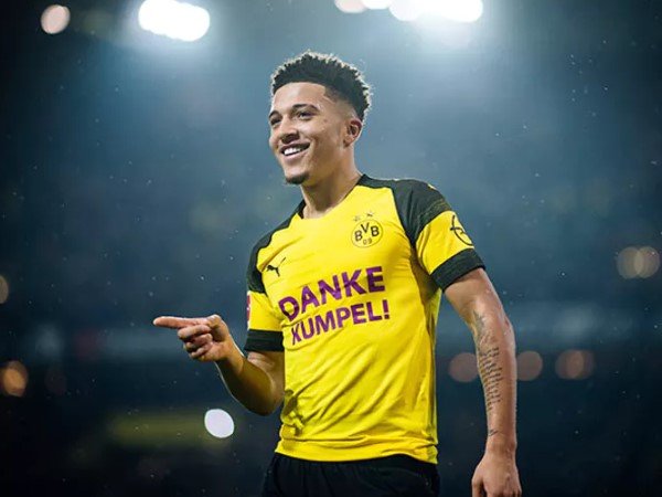 Tak Terima Diberi Rating Jelek, Jadon Sancho Kecam EA Sport