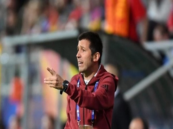 Pecat Marcelino, Valencia Tunjuk Albert Celades Sebagai Nakhoda Baru
