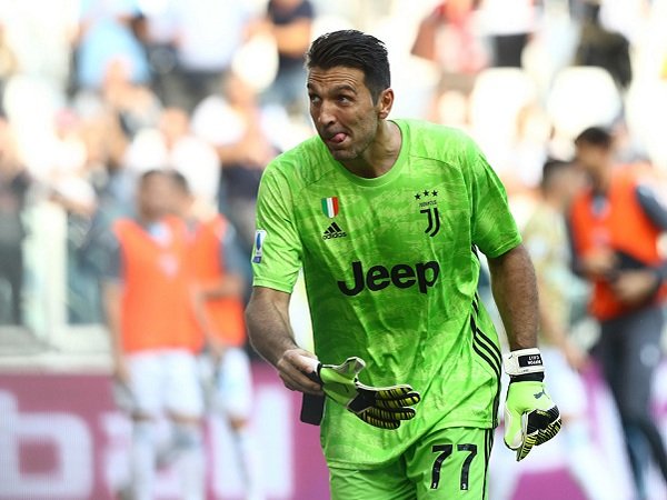 Buffon Akui Bangga Usai Lewati Rekor Penampilan Maldini