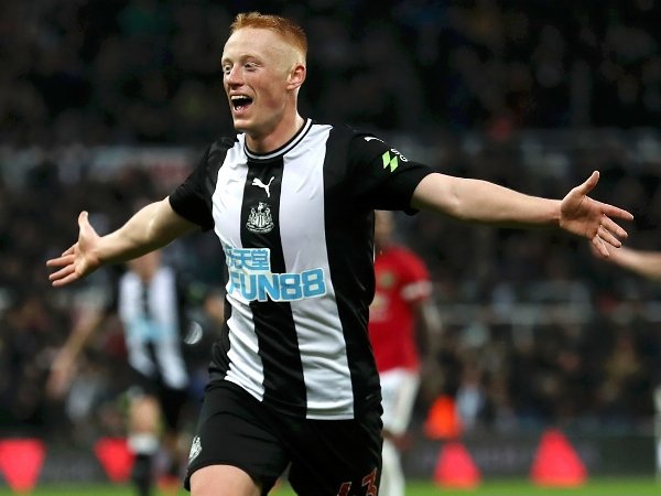 Catat Debut Manis Bersama Newcastle, Matt Longstaff: Saya Seperti di Bulan