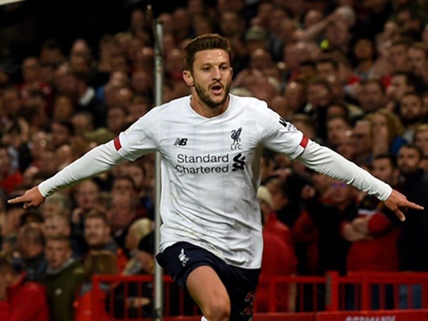 Andy Robertson Senang Lihat Lallana Cetak Gol