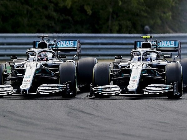 Soal Gelar Juara, Mercedes Beri Hamilton dan Bottas Kesmpatan yang Sama