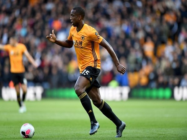 Willy Boly Absen Bela Wolves Hingga Tahun 2020