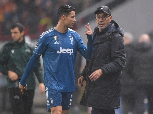 Ronaldo Marah Saat Diganti, Ini Penjelasan Sarri