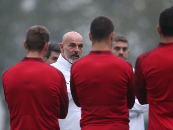 Tantang Juventus, Pioli Hanya Lakukan Satu Perubahan di Starting XI Milan