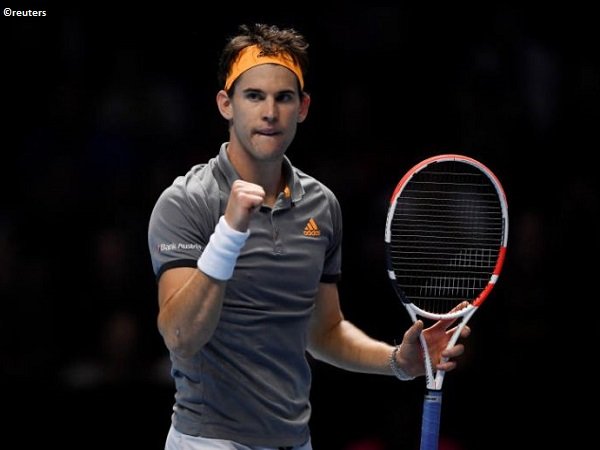 Tundukkan Roger Federer, Dominic Thiem Lewati Tantangan Pertama Di London