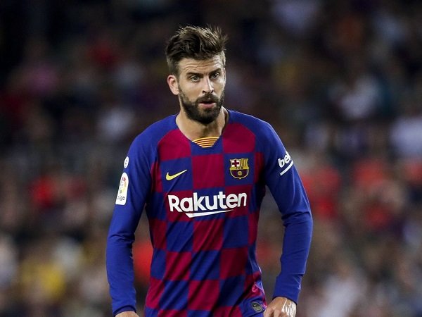 Barcelona Dihujat Publik, Gerard Pique Keberatan