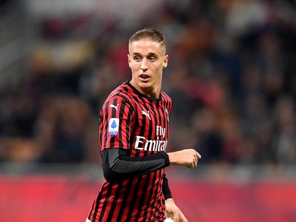 Conti Tegaskan Pentingnya Raih Kemenangan Atas Parma Bagi Milan