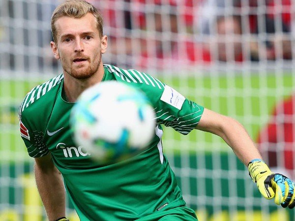 Mengejutkan! Saat Lawan Bayern Munich, Kiper Leverkusen Sempat Kehilangan Penglihatan