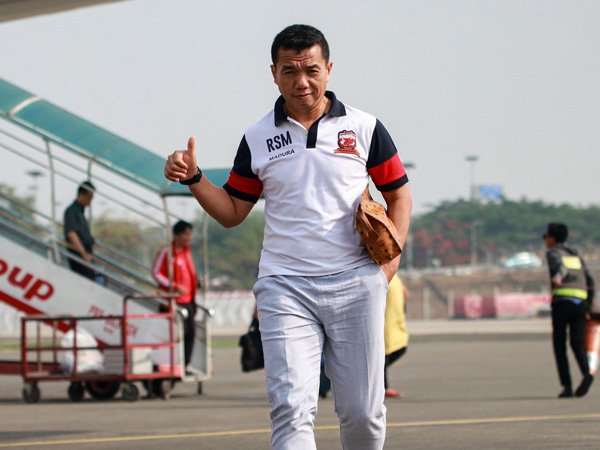 Pembelaan Pelatih MU Atas Kartu Merah yang Diterima Greg Nwokolo