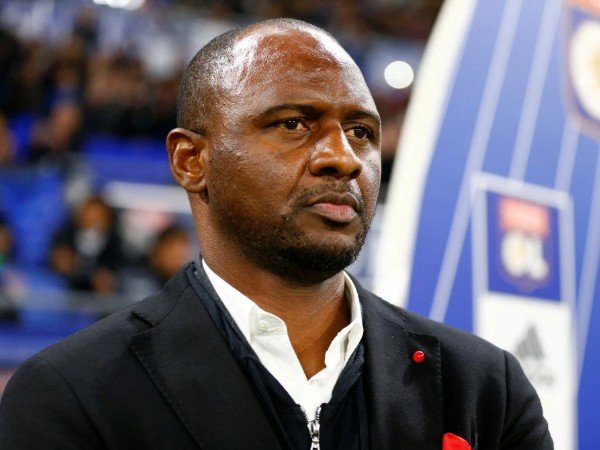 Patrick Vieira Jadi Kandidat Terkuat Pelatih Baru Arsenal